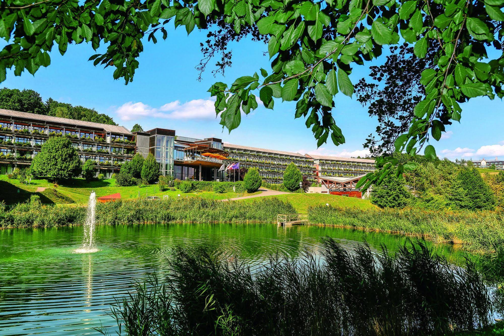 Das Sonnreich - Thermenhotel Loipersdorf Fürstenfeld Dış mekan fotoğraf